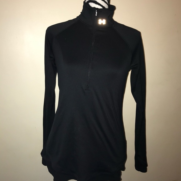 Under Armour Tops - Under Armour woman’s top